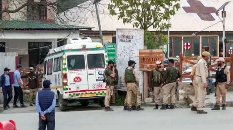 পেহেলগাম কাণ্ডে বিস্মিত ক্রিকেটাররা, জানালেন প্রতি...