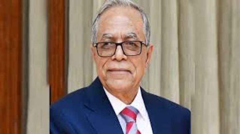 দেশ ছাড়লেন সাবেক রাষ্ট্রপতি আবদুল হামিদ