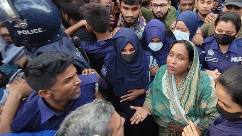 হত্যা মামলায় আইভীকে কারাগারে পাঠানোর নির্দেশ