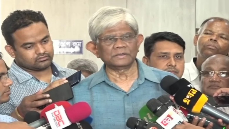 টাকা ছাপিয়ে নয়, অর্থনৈতিক শৃঙ্খলায় বাজেট বাস্তবায়ন: অর্থ উপদেষ্টা