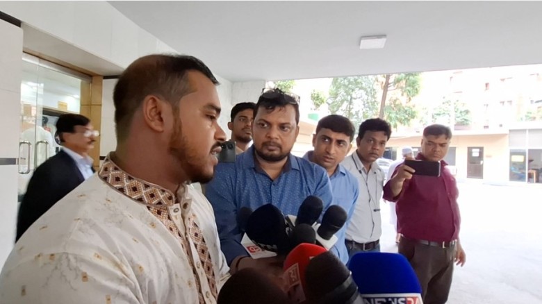 পদত্যাগ করতে যাচ্ছেন স্বাস্থ্য উপদেষ্টার পিও মাহমু...