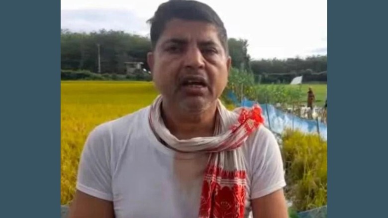 ভারতীয় শিক্ষককে বাংলাদেশে পুশইন...
