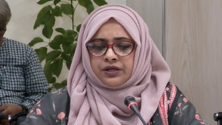 আমি রাতে মোবাইল বন্ধ রাখতে বাধ্য হই, প্রচুর নোংরা ...