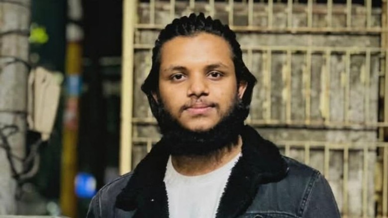 চাচাকে বাবা বানিয়ে মুক্তিযোদ্ধা কোটায় ভর্তি...