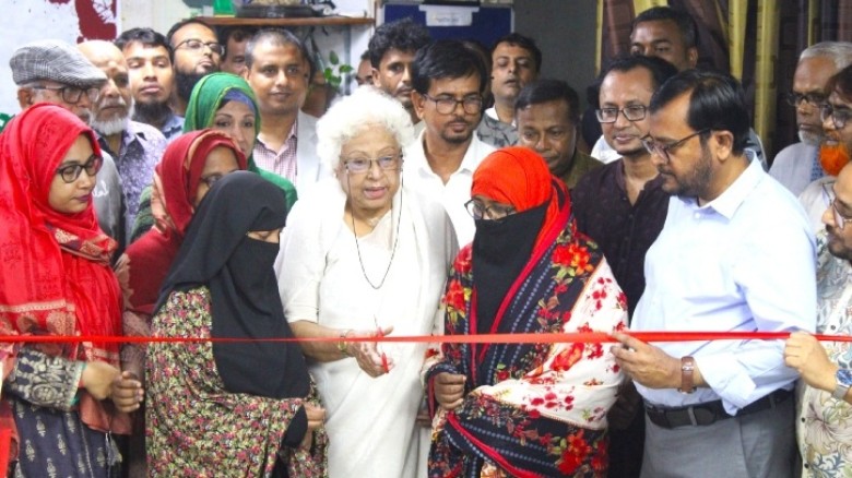 এবি পার্টির আয়োজনে জুলাই গণঅভ্যুত্থানের চিত্র প্রদ...