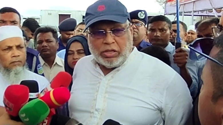 এমন কাউকে নির্বাচিত করবেন না যাকে পালিয়ে যেতে হয় :...