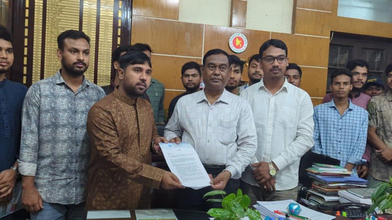 ‎ফ্যাসিবাদ মুক্ত ক্যাম্পাস বিনির্মাণে রাজশাহী কলেজ...