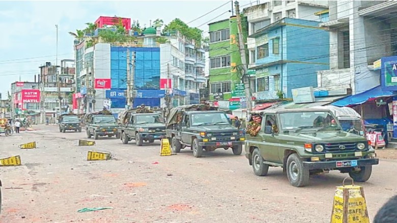 গোপালগঞ্জে কারফিউর মেয়াদ আবার বাড়ল...