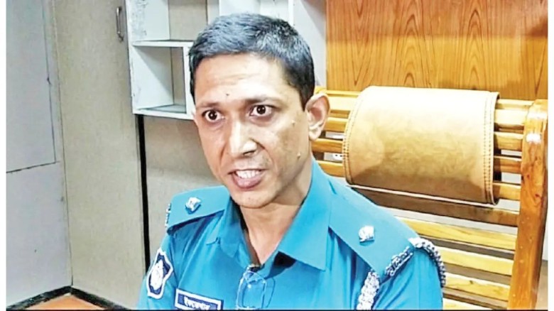 হোটেল থেকে ফুটপাত, সবখান থেকেই চাঁদার ভাগ পান মোহা...