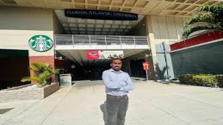 সাংবাদিকতা পেশা ছেড়ে যুক্তরাষ্ট্রের শিক্ষকতা—খায়রুলের অভিজ্ঞতা