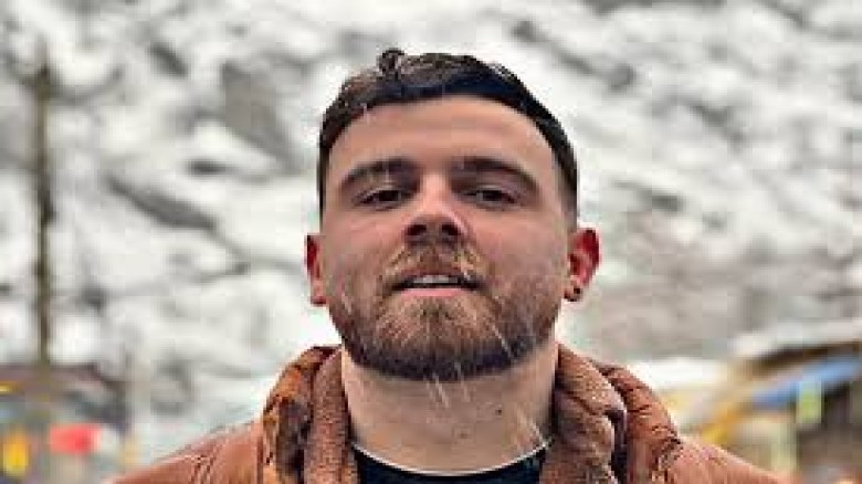 এরফান সোলতানি, যিনি মৃত্যুদণ্ড পেয়েছিলেন, জামিনে মুক্তি লাভ করলেন