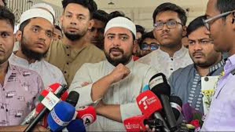 নাহিদ ইসলাম বলছেন, সংস্কার বাস্তবায়নে ইউনূসসহ সাবে...
