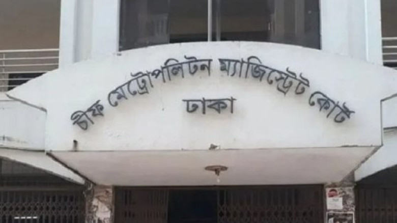 জুলাই হত্যাকাণ্ড: বরখাস্ত সেনা কর্মকর্তা মাঞ্জিল হায়দার ৪ দিনের রিমান্ডে