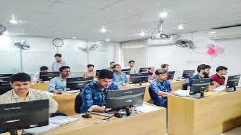 ২ লাখ টাকার আইটি প্রশিক্ষণ বিনামূল্যে, আবেদন করতে পারবেন নন–আইটি স্নাতকরা