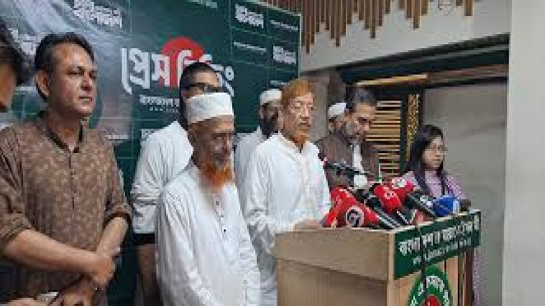 জামায়াতের নারী আসনের মনোনয়নপ্রক্রিয়া অন্যদের চেয়ে ভিন্ন—হামিদুর রহমান আযাদ