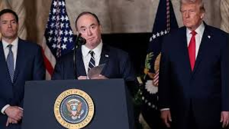 যুক্তরাষ্ট্রে প্রতিরক্ষা খাতে বড় পরিবর্তন, নৌবাহিনীর বেসামরিক প্রধান বিদায়