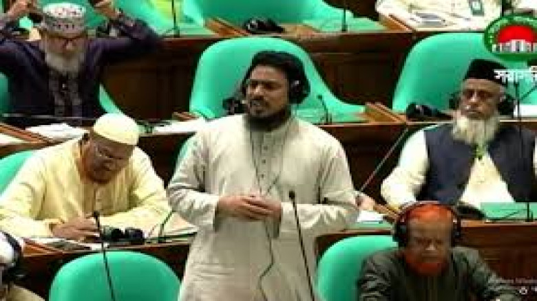 ‘গণভোটের সিদ্ধান্ত বাস্তবায়ন করতে হবে’—সংসদে আখতার