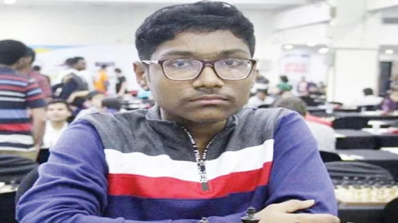 ইস্তাম্বুলে দারুণ সাফল্য, দ্বিতীয় জিএম নর্ম পেলেন ফাহাদ রহমান