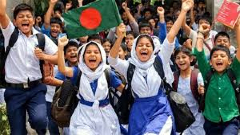 ঈদ উপলক্ষে স্কুল-কলেজে ছুটি, মাদ্রাসায় ২