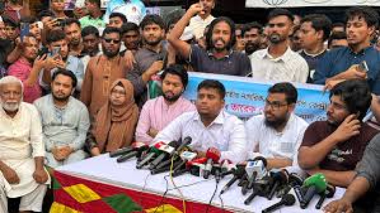 ‘রাষ্ট্রযন্ত্রকে দলীয় স্বার্থে ব্যবহার করছে বিএনপি’—হাসনাত আবদুল্লাহ