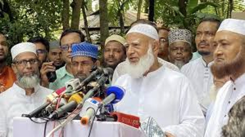 তেলের দাম বৃদ্ধি: জনগণকে অন্ধকারে রাখা হচ্ছে বলে অভিযোগ বিরোধী নেতার
