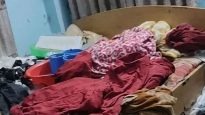 মিরপুরে বৃদ্ধার মৃত্যুর ঘটনায় সন্তানদের কাছে ব্যাখ্যা চেয়ে আইনি নোটিশ