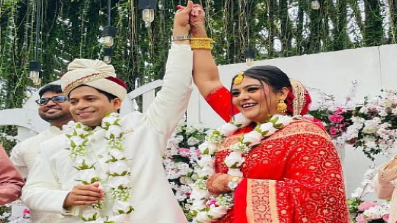 নতুন জীবনের পথে দীপ্তি চৌধুরী, সম্পন্ন হলো বিয়ের আনুষ্ঠানিকতা