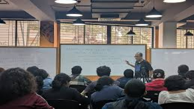 পদার্থবিজ্ঞানে আন্তর্জাতিক গবেষণার সুযোগ, বাংলাদেশি শিক্ষার্থীদের জন্য বিশেষ উদ্যোগ
