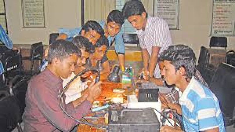 যুব উন্নয়ন অধিদপ্তরে বিনামূল্যের ৬ মাসের