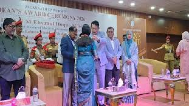 সর্বোচ্চ ফলাফলের স্বীকৃতি, জবির ১০৪ শিক্ষার্থী পেলেন ডিনস অ্যাওয়ার্ড
