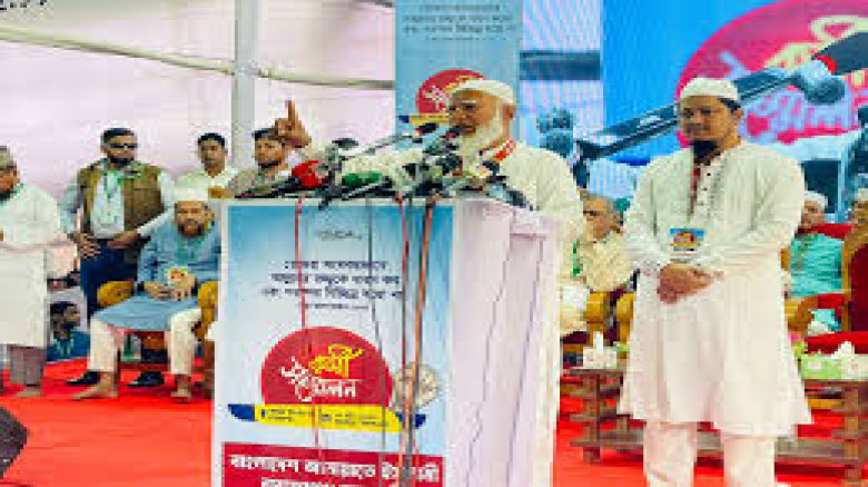সাংবাদিকদের নির্ভীকভাবে সত্য প্রকাশের আহ্বান জানালেন জামায়াত আমির