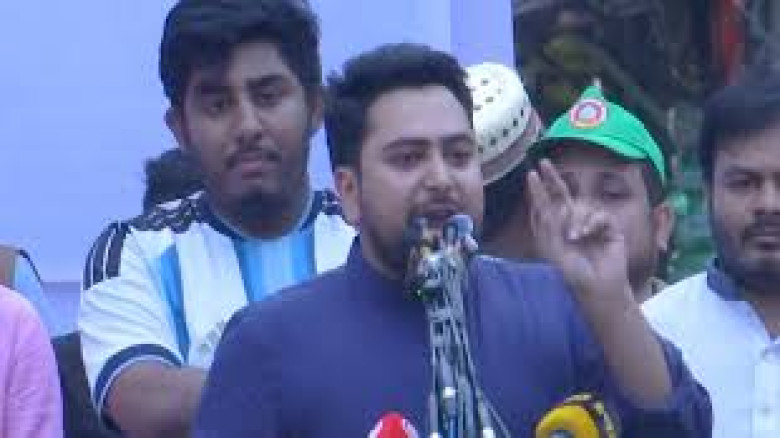 গুম-খুনের বিচারকে অগ্রাধিকার দেওয়ার আহ্বান, সরকারকে সতর্ক করলেন নাহিদ ইসলাম