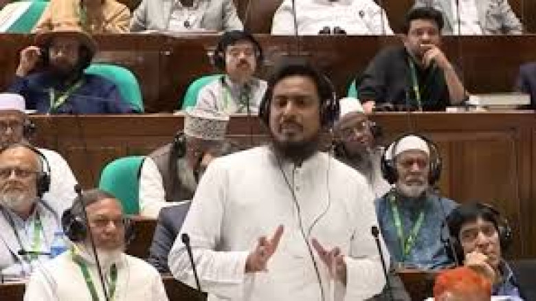ঋণ পরিস্থিতি নিয়ে সংসদে আখতার হোসেনের প্রশ্ন, চার মাসে এক লাখ কোটি টাকার হিসাব
