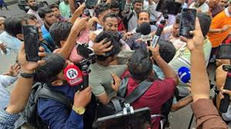 সাংবাদিক মারধরের ঘটনায় ‘শূন্য সহনশীলতার’ বার্তা, জামায়াতের ৪ কর্মী বহিষ্কার