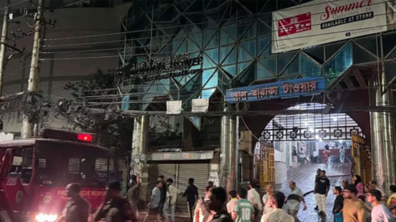 কাঁটাবনে ভবনের আগুন নিয়ন্ত্রণে, নিহত দুই