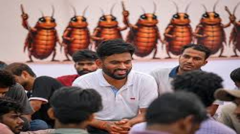 ৪০ ডিগ্রি তাপমাত্রায়ও থামেনি প্রতিবাদ, যন্তরমন্তরে...