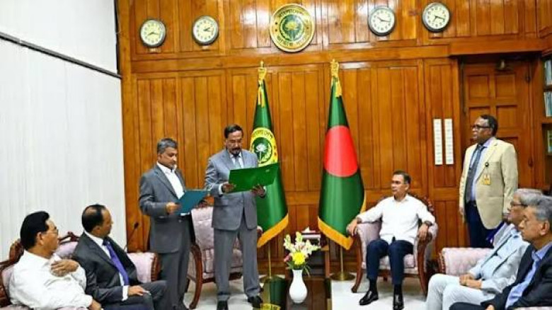 চট্টগ্রাম-২ আসনের এমপি হিসেবে দায়িত্ব নিলেন সরোয়ার আলমগীর, সম্পন্ন শপথ
