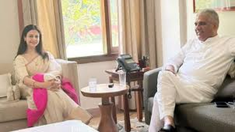 এমপি পদ ছাড়ার পর কোয়েল মল্লিককে ঘিরে বিজেপিতে যোগের গুঞ্জন