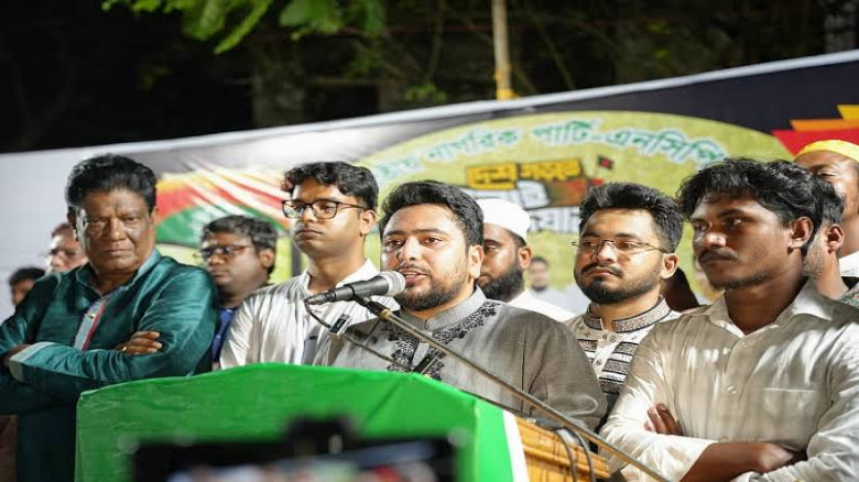 রাষ্ট্রপতি চুপ্পুর বিদেশযাত্রা ঠেকাতে সর