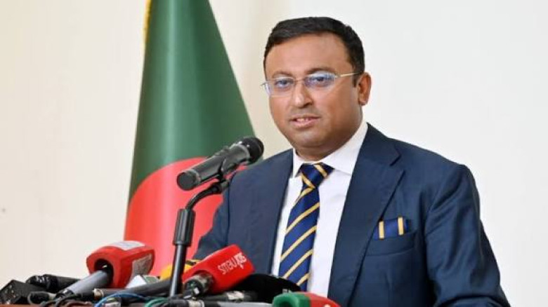ব্রিটিশ নাগরিকত্ব ছাড়ার খবর কতটা সত্য, পররাষ্ট্র প্রতিমন্ত্রীকে নিয়ে প্রশ্ন