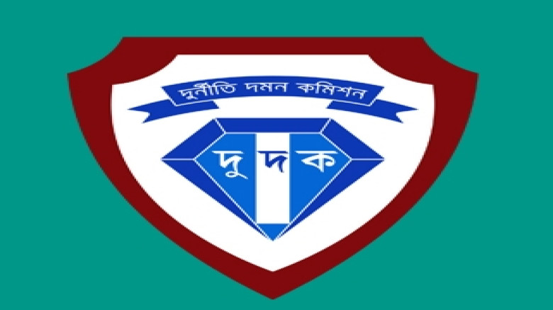 এনএসআইয়ের দুই কর্মকর্তার বিদেশযাত্রায় আদালতের নিষেধাজ্ঞা