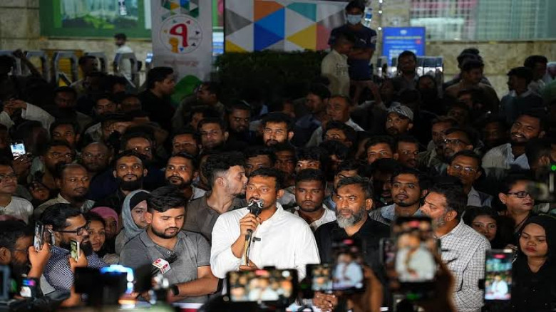 তেলের দাম বৃদ্ধিতে এনসিপির বিক্ষোভ, সরকা