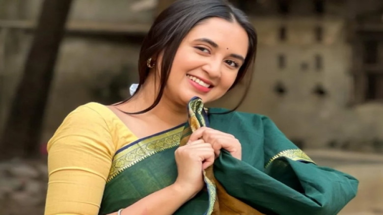 ৯ মাস পর ফেসবুক লাইভে তানিয়া বৃষ্টি, জানালেন চিকিৎসার অগ্রগতি