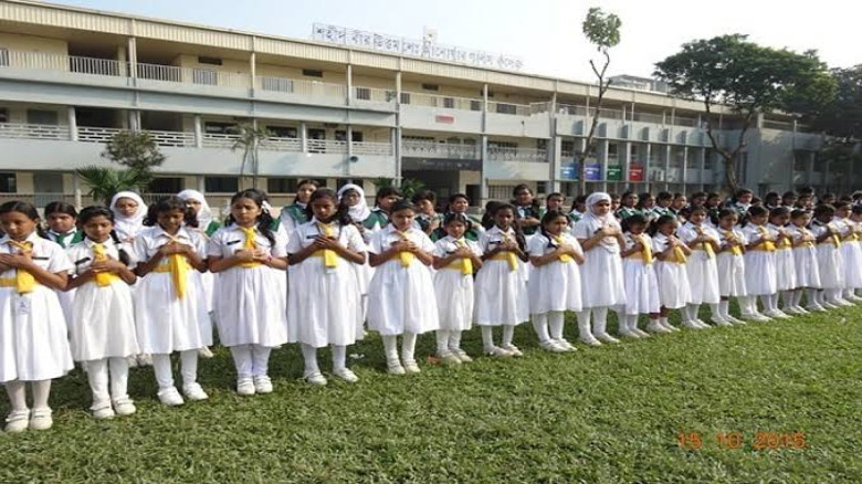 আনোয়ার গার্লস কলেজে নার্সারি শ্রেণিতে ভর
