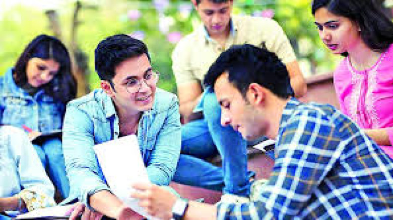 ভিনদেশি ভাষায় দক্ষতা বাড়লেই বিদেশের শ্রমবাজারে বাড়বে সম্ভাবনা