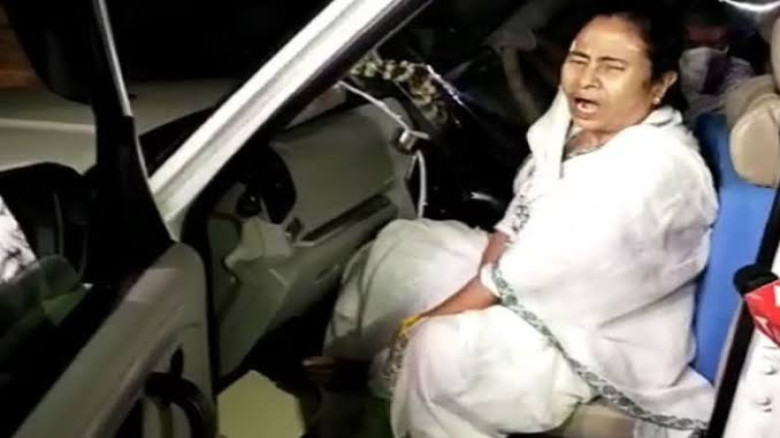 মমতার ওপর হামলার চেষ্টা নিয়ে দুই রকম ভাষ