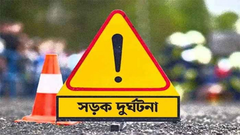 শ্যামলীতে ট্রাকচাপায় দুই নারী নিহত