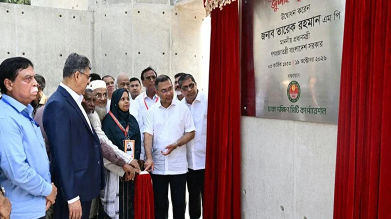 গণ-অভ্যুত্থানের স্মৃতি রক্ষায় জুলাই স্মৃ