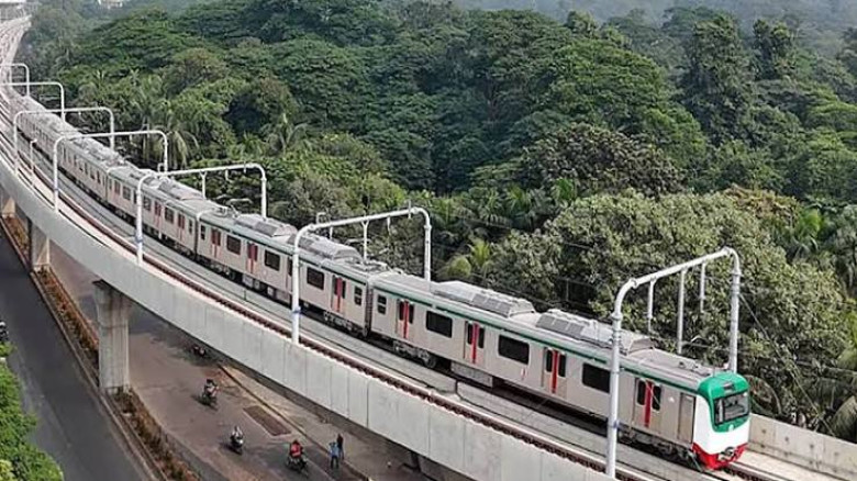 পূজায় মেট্রোরেল চলাচলে নতুন সময়সূচি জারি