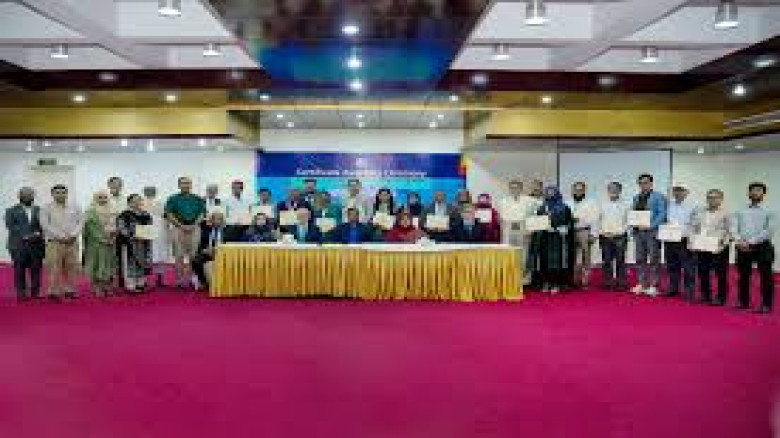 উচ্চশিক্ষায় বাড়ুক বাস্তবমুখী শিক্ষা ও কর